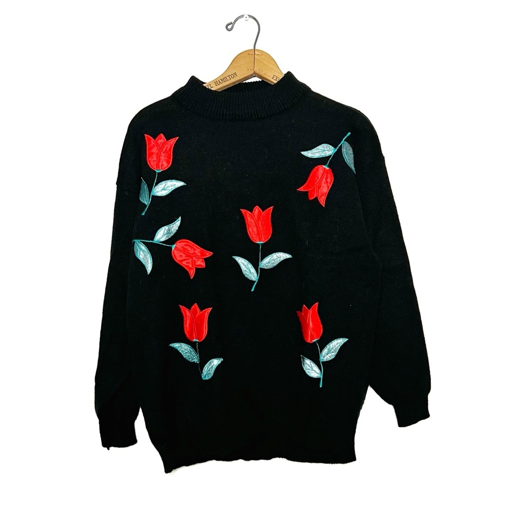 Vintage | Tulip Embroidered Sweater